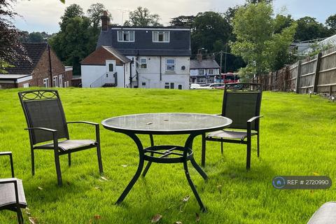 undefined, London Road, Chalfont St. Giles, HP8