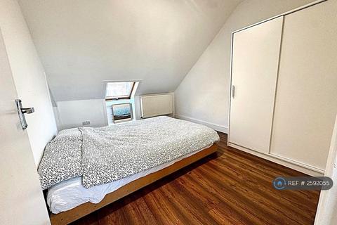 1 bedroom flat to rent, Allison Road, London, W3