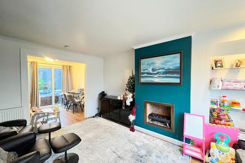 undefined, Cander Rigg, Bishopbriggs, East Dunbartonshire, G64