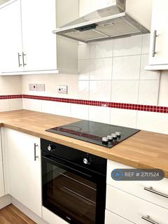 3 bedroom semi-detached house to rent, Broadlands Road, Southampton, SO17