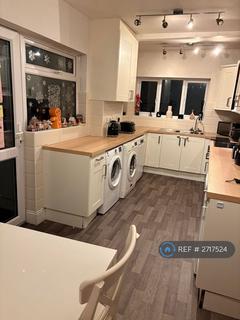3 bedroom semi-detached house to rent, Broadlands Road, Southampton, SO17