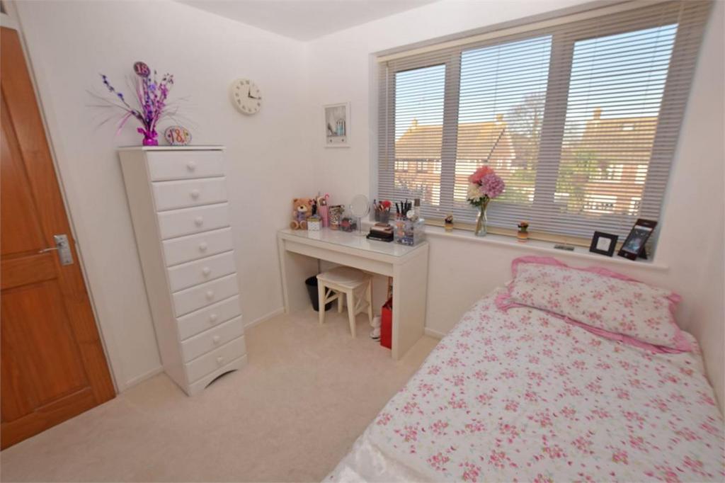 Bedroom 2 (library)