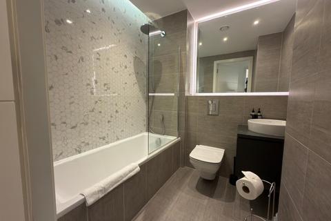 1 bedroom flat to rent, Harlequin Avenue
