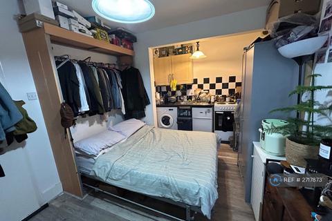 1 bedroom in a house share to rent, Marlborough Road, Watford, WD18