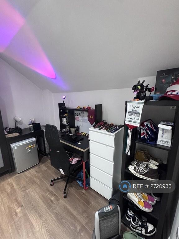 Room 7