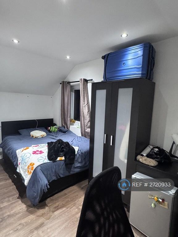 Room 7
