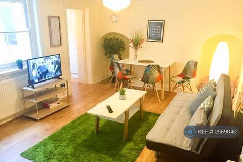 undefined, Hillreach, London, SE18