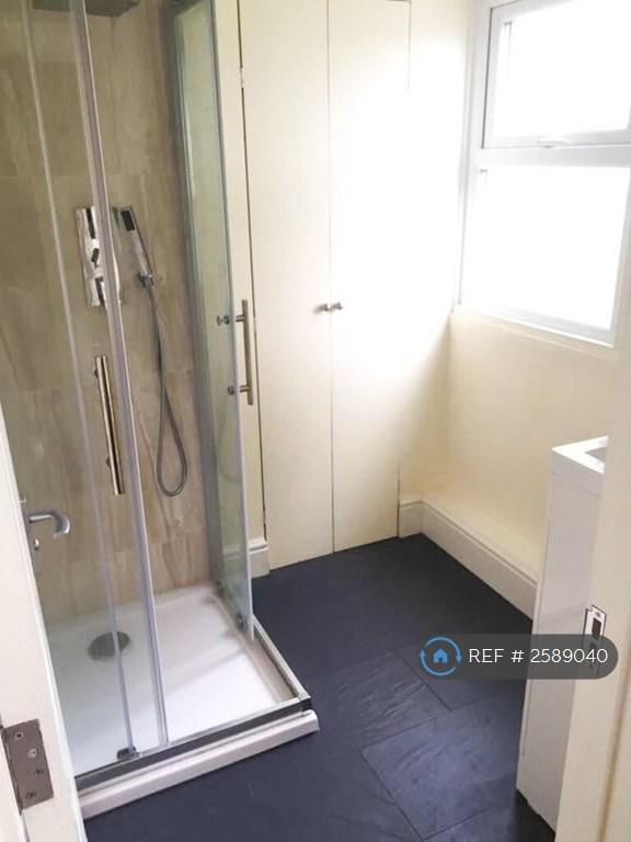 First Floor Extra Shower Room