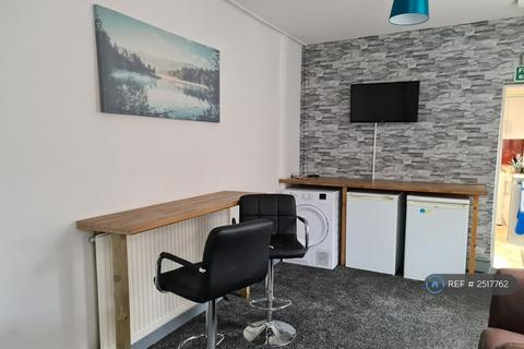 undefined, Avondale Road, Wolverhampton, WV6