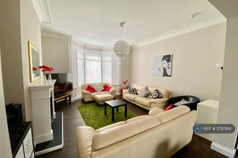 undefined, Brighton Grove, Newcastle Upon Tyne, NE4