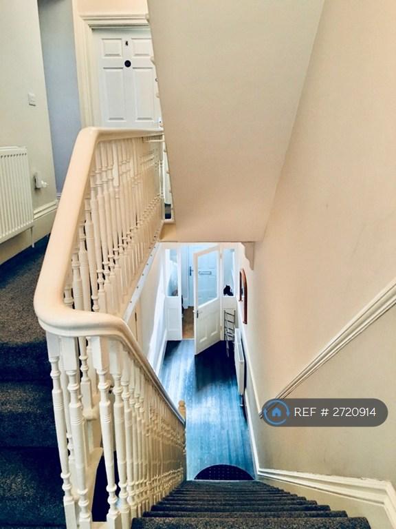Landing/Hallway
