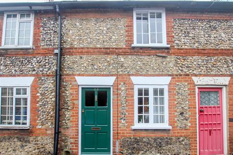 2 bedroom terraced house to rent, East Street, Saffron Walden CB10
