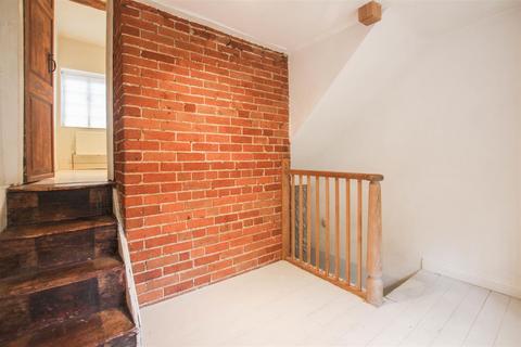 2 bedroom terraced house to rent, East Street, Saffron Walden CB10