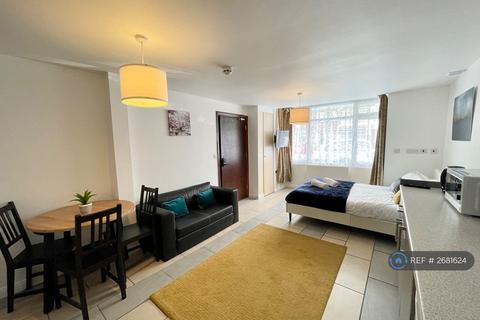 undefined, Stratford Road, Southall, UB2