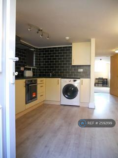 1 bedroom flat to rent, Wilbraham Road, Manchester, M14