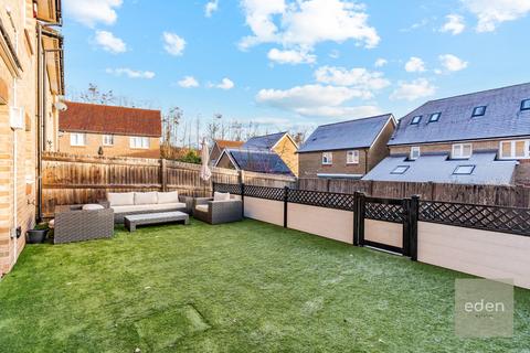 3 bedroom detached house for sale, The Chimneys, Halling, ME2