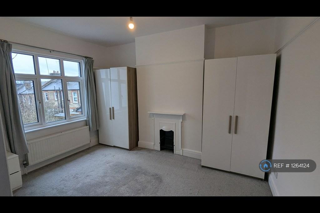 Main Double Bedroom 1