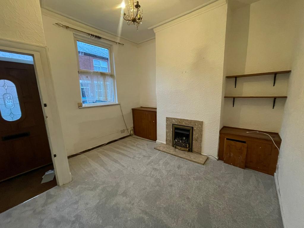 2 Clifton Street