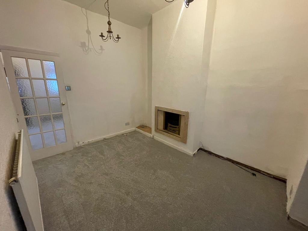 2 Clifton Street