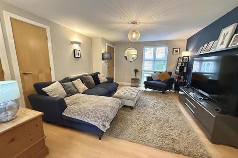 undefined, Castlegate, Burton-On-Trent DE13