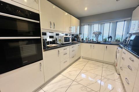 undefined, Northfield, Somerton TA11