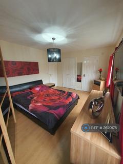 3 bedroom terraced house to rent, Flavius Way, Colchester, CO4