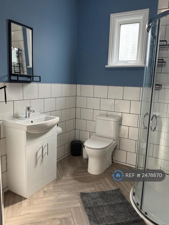 Shower Room 2