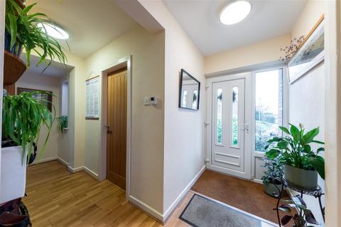 undefined, Orchard Way, Kelsall