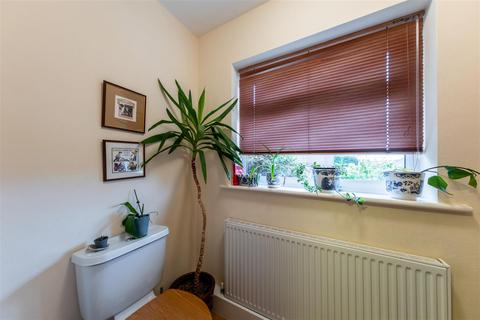 undefined, Orchard Way, Kelsall