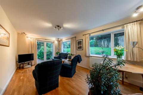 undefined, Orchard Way, Kelsall