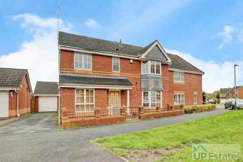 4 bedroom detached house for sale, Chaytor Drive, Chapel End, Nuneaton