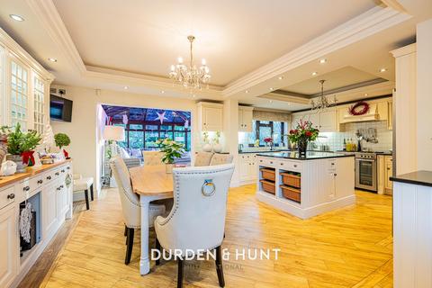 undefined, Mount Pleasant Road, Chigwell, IG7