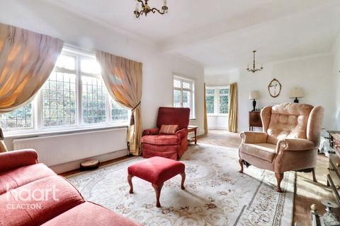3 bedroom detached house for sale, Church Road, Clacton-On-Sea