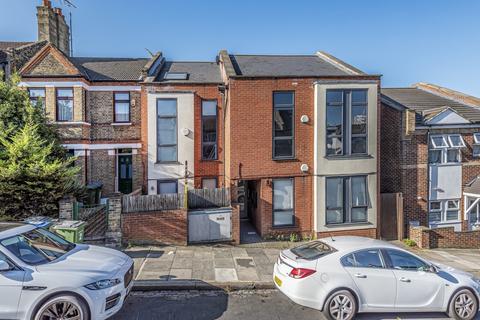 Waverley Crescent Plumstead SE18