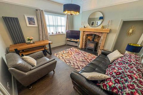 3 bedroom terraced house for sale, Westoe Road, South Shields
