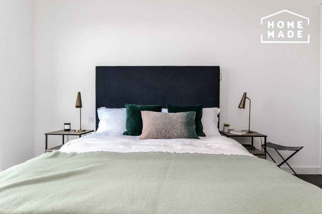 6ae7f176bfc3bae7e6292d4e48b6