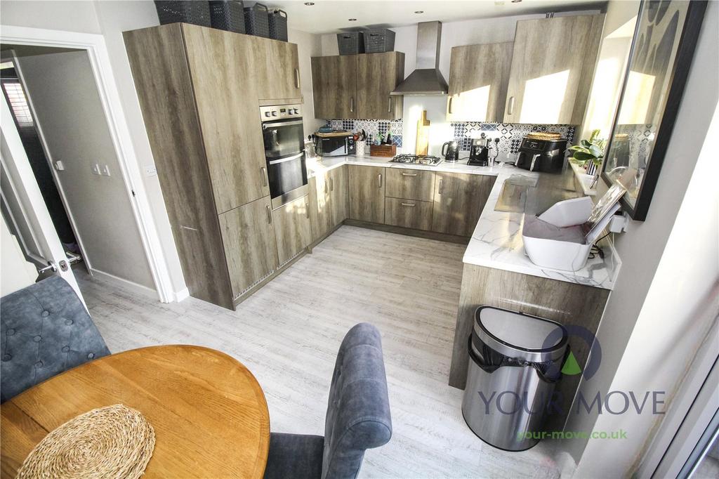 Kitchen/Dining Room