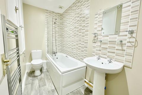 3 bedroom terraced house for sale, Perle Brook, Eccleshall, ST21