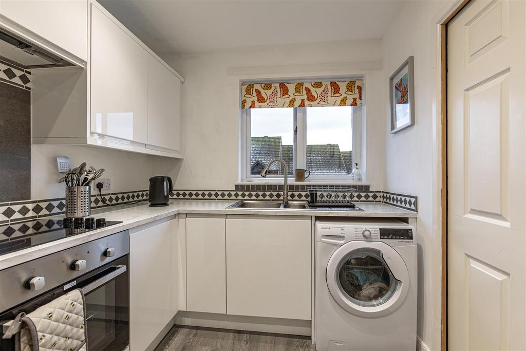 56 Kingsknowes Village Galashiels 12.JPG