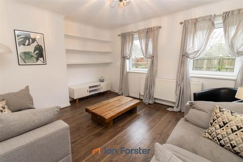 undefined, Lesbury Chase, Newcastle Upon Tyne