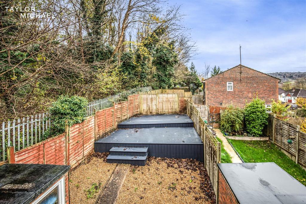 44 Eggington Road Logo-5.jpg