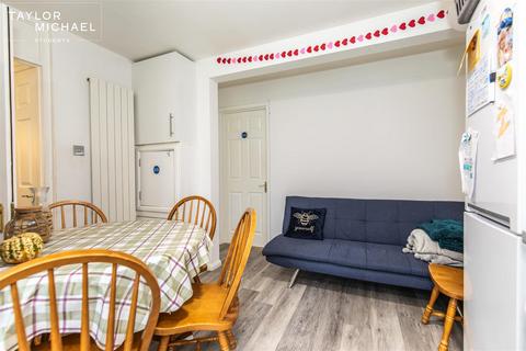 undefined, Egginton Road, Brighton