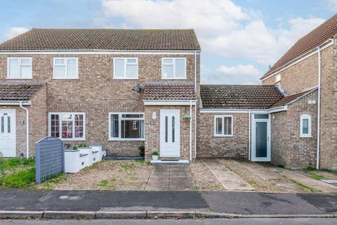 3 bedroom semi-detached house for sale - Lark Rise, Mulbarton