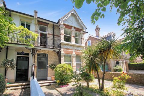 2 bedroom ground floor flat for sale, Homefield Road, Worthing, BN11 2JA