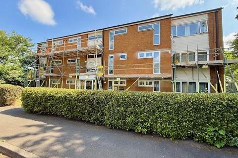 2 bedroom flat to rent, 102 Welshmans Hill, Sutton Coldfield