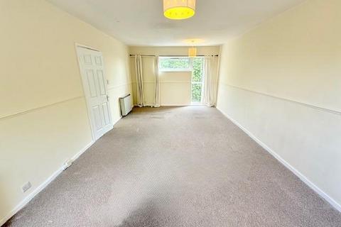 2 bedroom flat to rent, 102 Welshmans Hill, Sutton Coldfield