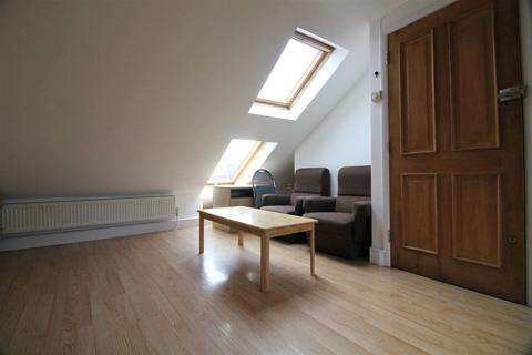 undefined, Kingsbridge Crescent, Southall