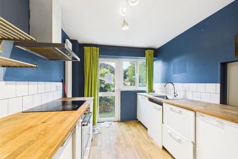 undefined, Kenwood Avenue, Worcester, Worcestershire, WR4