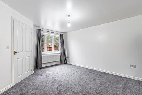 undefined, Ymyl Yr Afon, Pontypridd CF37
