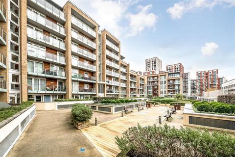 undefined, Battersea Park Road, London SW8